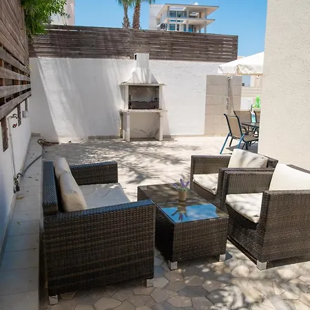 ヴィラ Fig Tree Ekaterina 3 Bdrm プロタラス