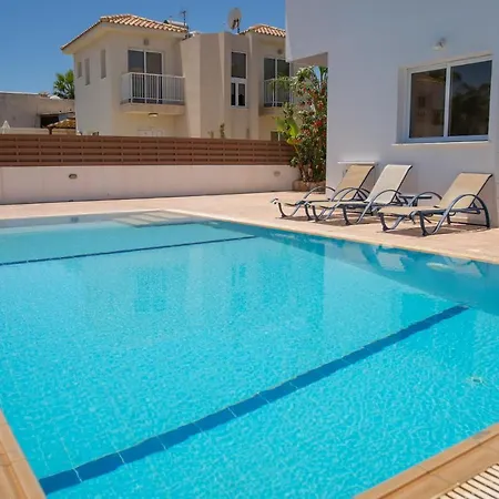 Fig Tree Ekaterina 3 Bdrm Villa *