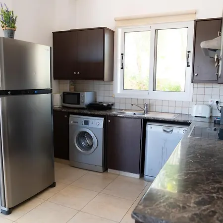 Fig Tree Ekaterina 3 Bdrm Villa