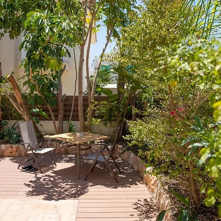Fig Tree Ekaterina 3 Bdrm