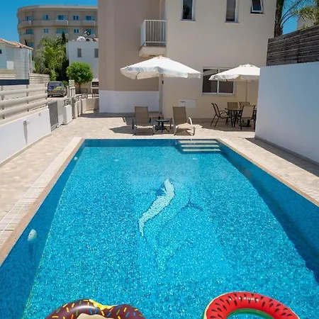 Fig Tree Ekaterina 3 Bdrm Villa Protarász