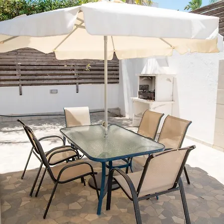 Fig Tree Ekaterina 3 Bdrm *