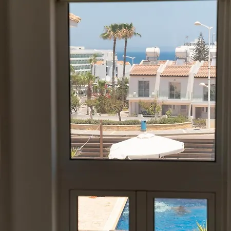 Fig Tree Ekaterina 3 Bdrm * Protaras