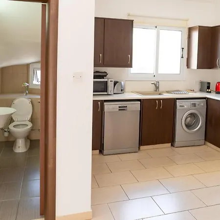 Villa Fig Tree Ekaterina 3 Bdrm Protarász