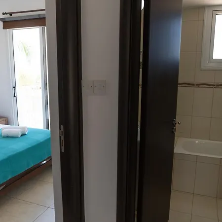 Fig Tree Ekaterina 3 Bdrm Vilă Protaras