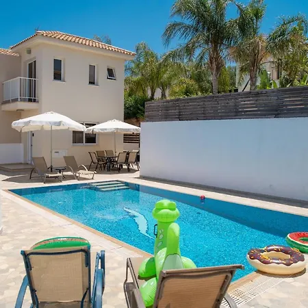 Fig Tree Ekaterina 3 Bdrm Villa