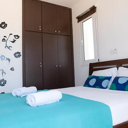 Fig Tree Ekaterina 3 Bdrm * Protaras